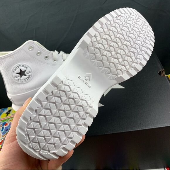 Converse Lugged 2.0 Leather All Star Women's Various Sizes - Picture 5 of 13